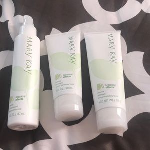 Mary Kay facial set.